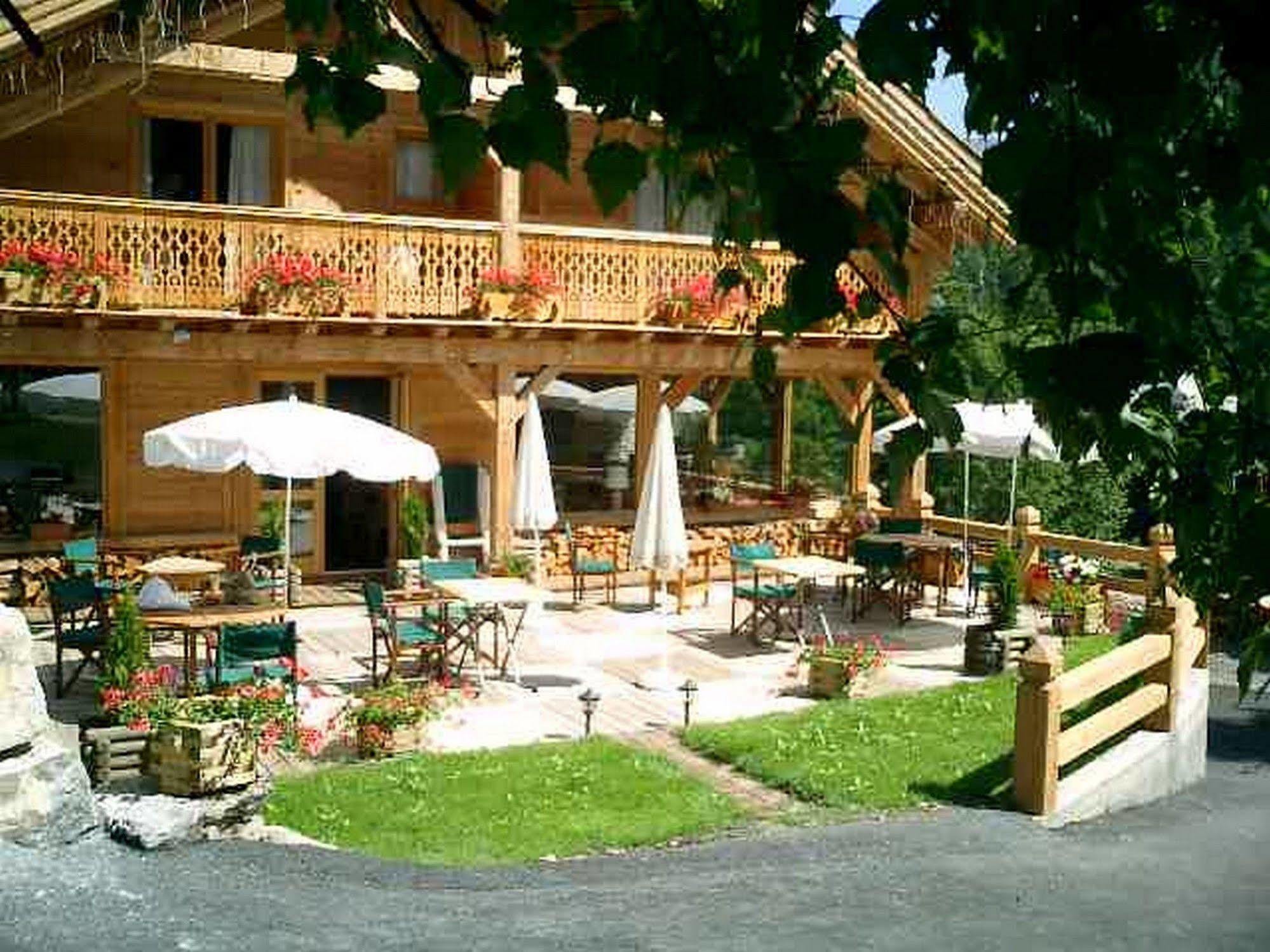 Hotel Ecureuil Vars  Exterior photo
